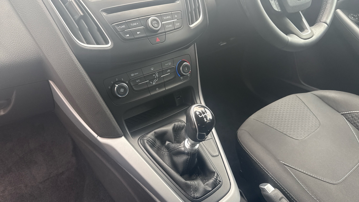 Used Ford Focus 2018 for sale - 77893160: Photo 16