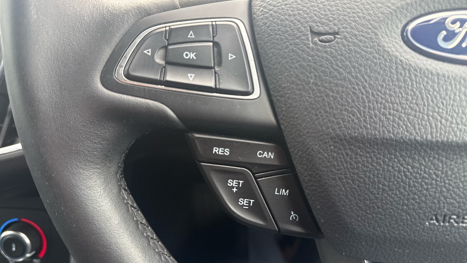 Used Ford Focus 2018 for sale - 77893160: Photo 30