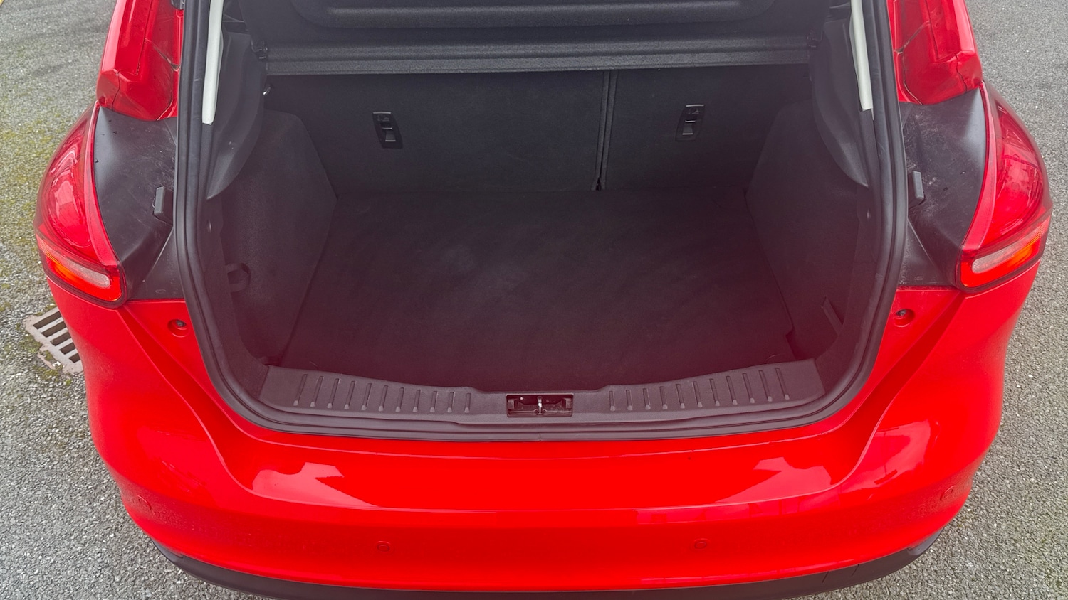 Used Ford Focus 2018 for sale - 77893160: Photo 4