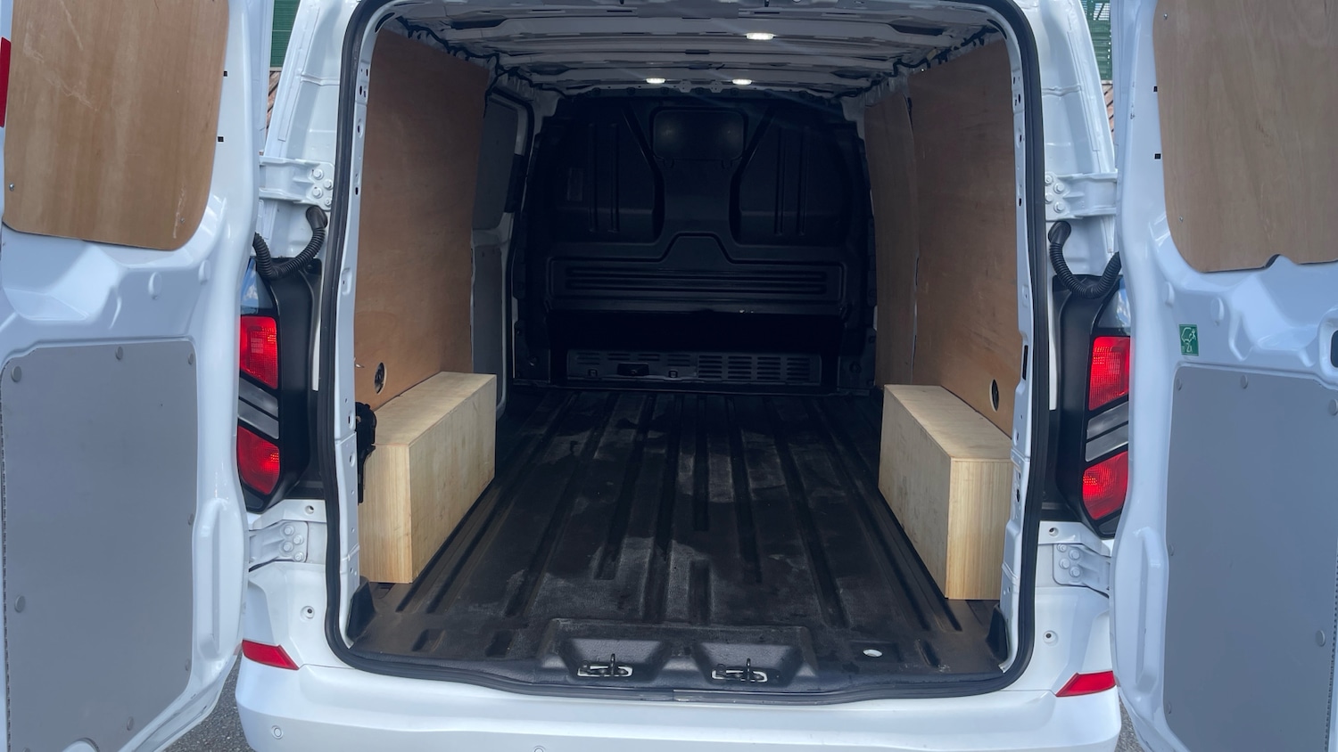 Used Ford Transit Custom 2024 for sale - 76035234: Photo 12