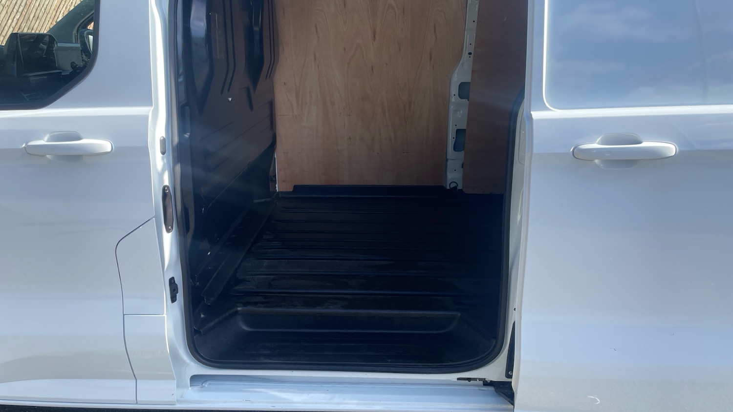 Used Ford Transit Custom 2024 for sale - 76035234: Photo 5