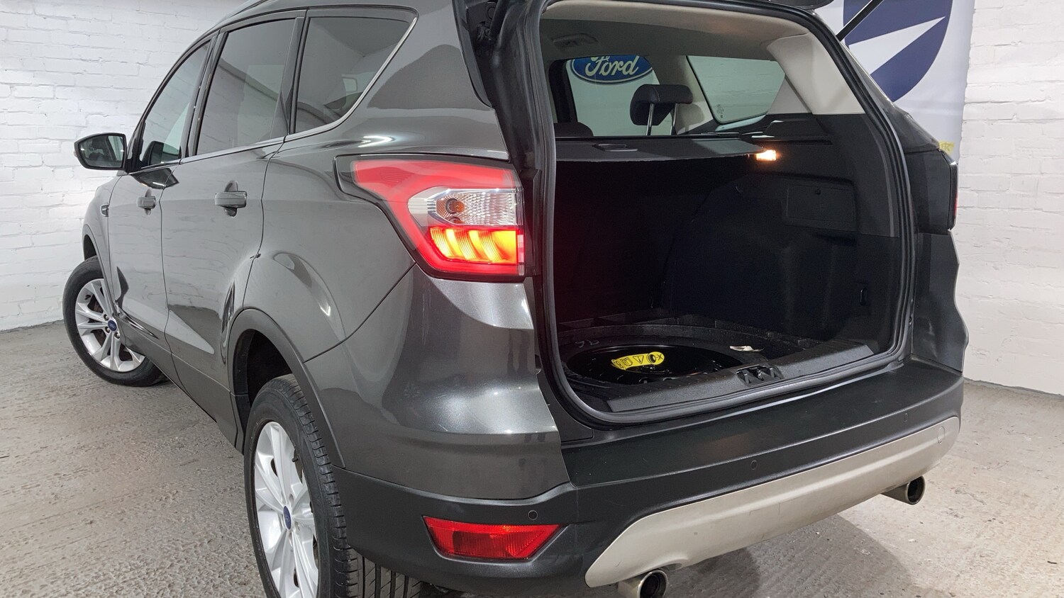 Used Ford Kuga 2018 for sale - 77431059: Photo 39