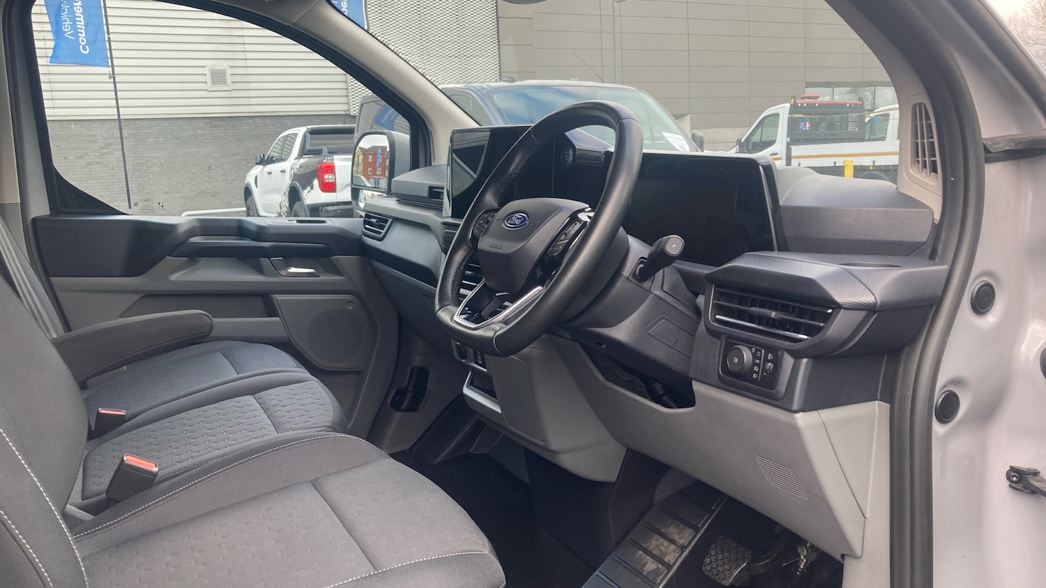 Used Ford Transit Custom 2024 for sale - 77675296: Photo 4