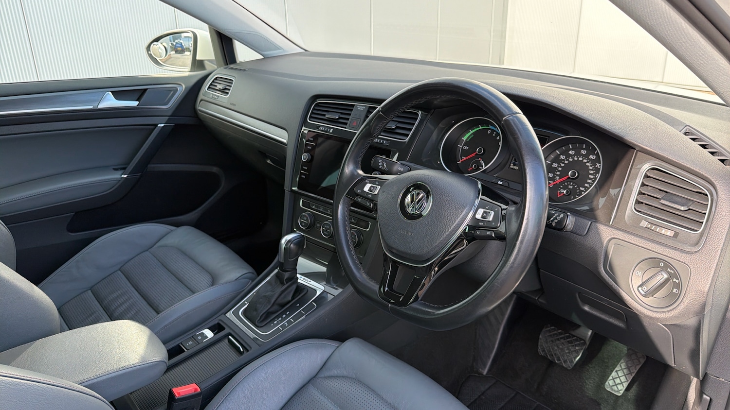 Used Volkswagen Golf 2020 for sale - 77774364: Photo 17