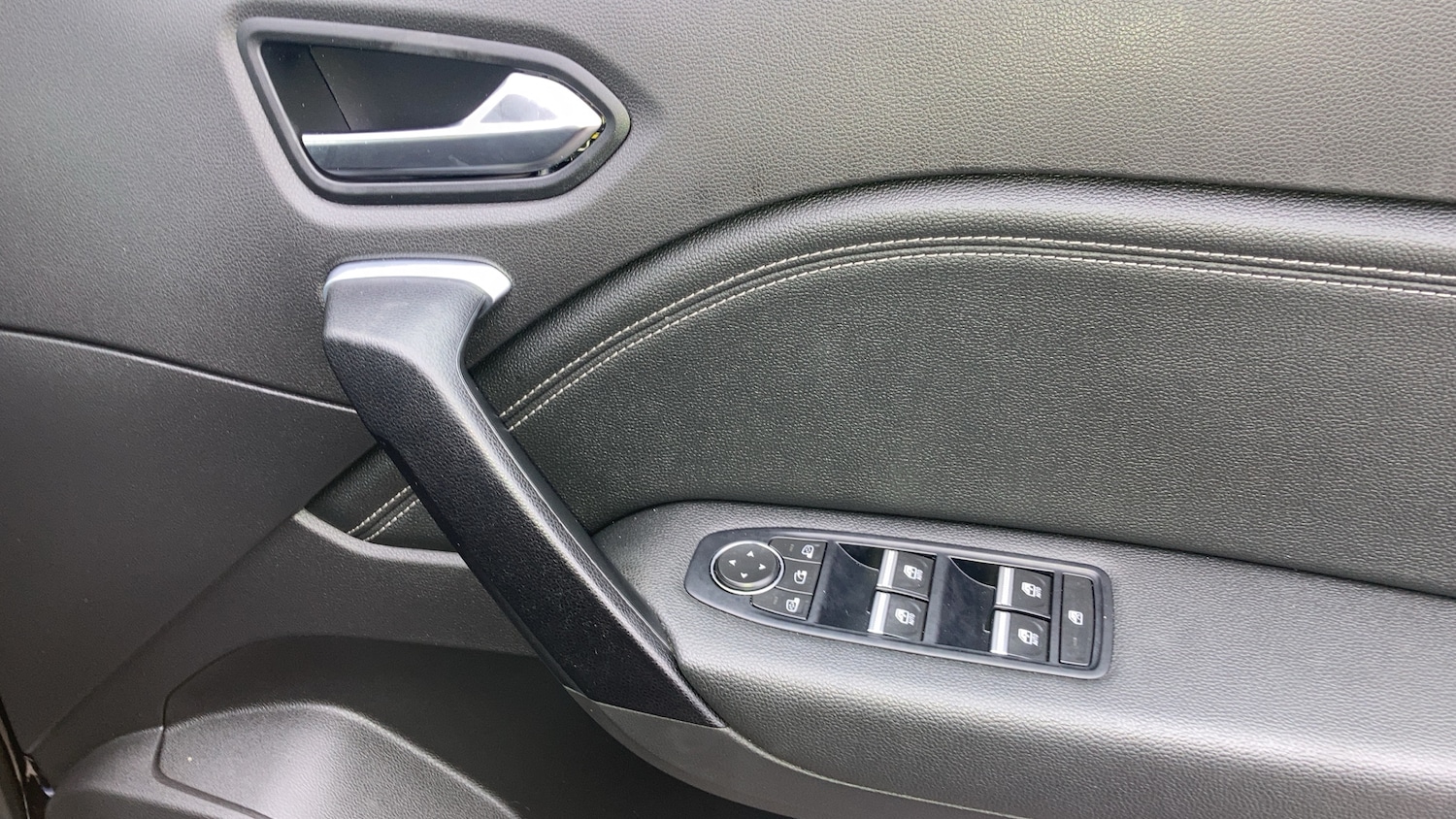 Used Renault Captur 2024 for sale - 76010954: Photo 25