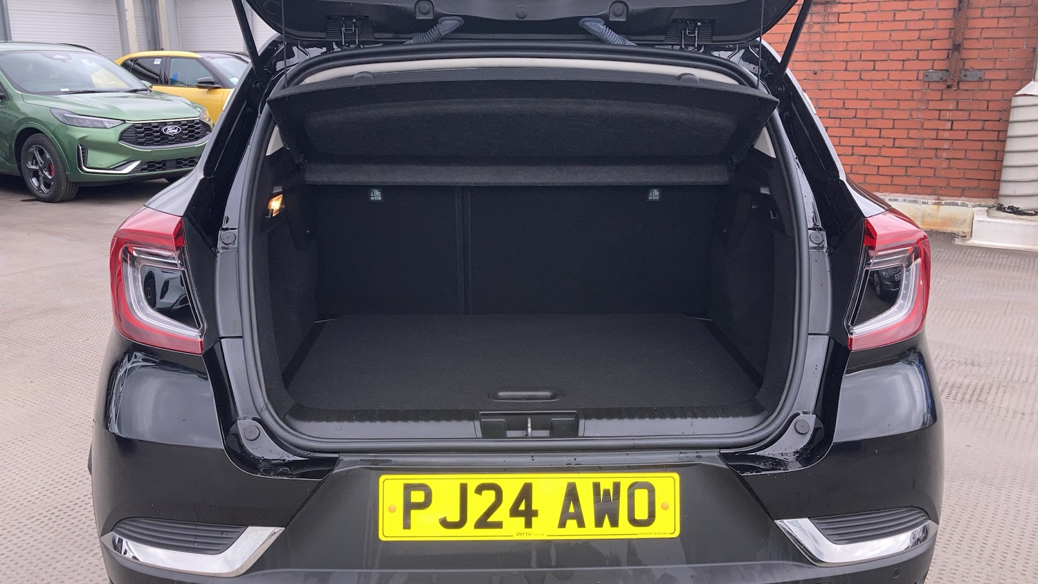 Used Renault Captur 2024 for sale - 76010954: Photo 29