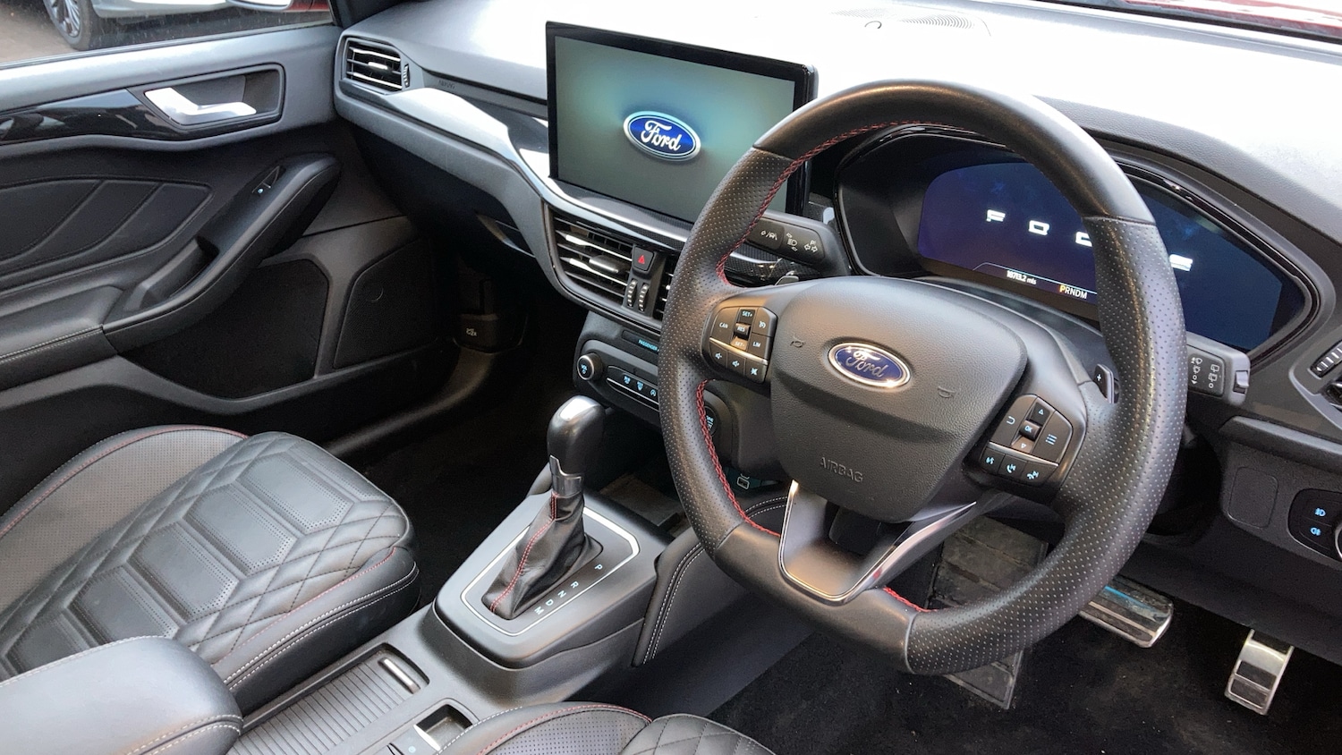 Used Ford Focus 2022 for sale - 77046125: Photo 12