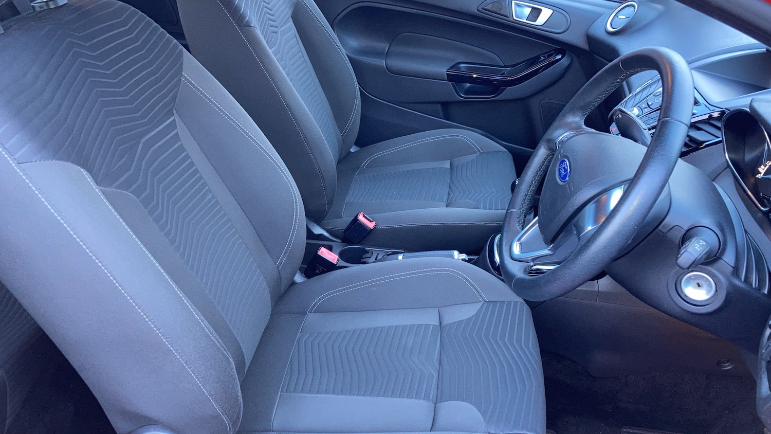 Used Ford Fiesta 2016 for sale - 76882292: Photo 12