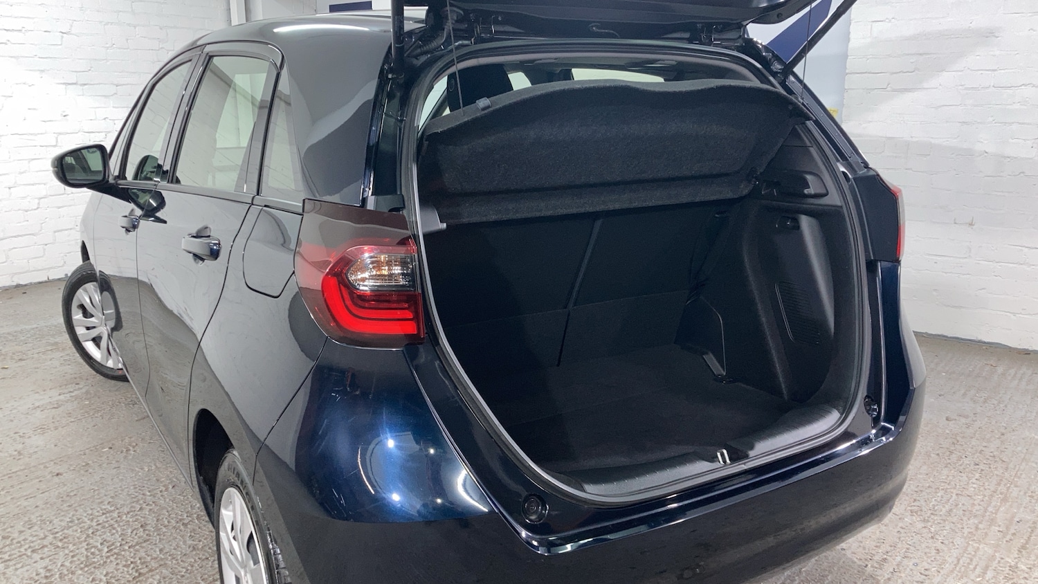 Used Honda Jazz 2021 for sale - 76734911: Photo 21