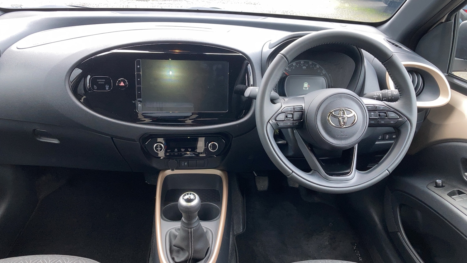 Used Toyota Aygo X 2025 for sale - 77225661: Photo 11