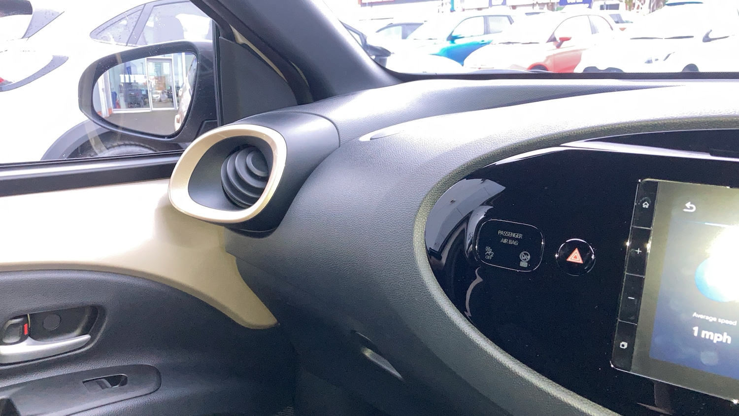 Used Toyota Aygo X 2025 for sale - 77225661: Photo 5