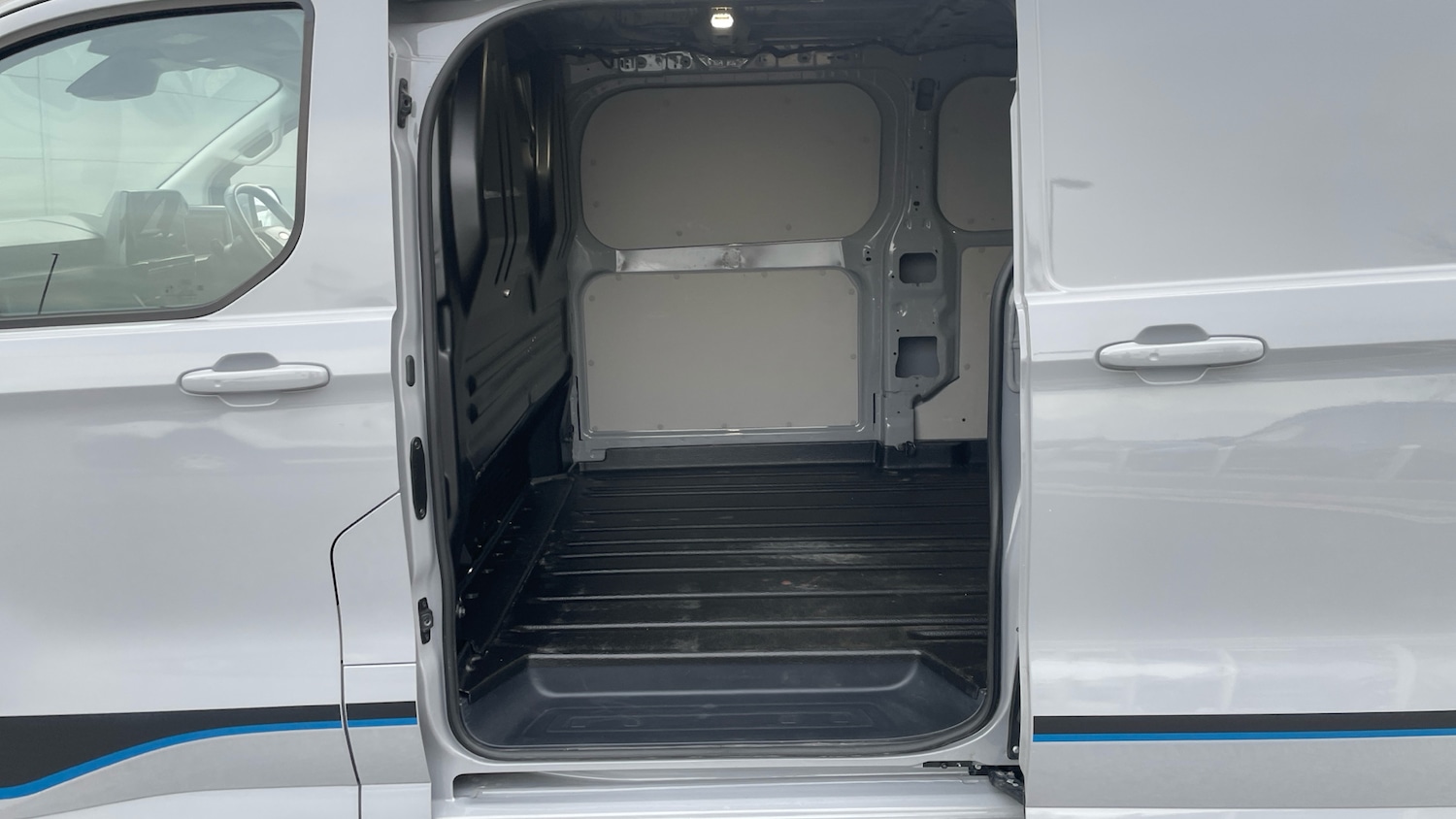 Used Ford Transit Custom 2025 for sale - 77998231: Photo 5