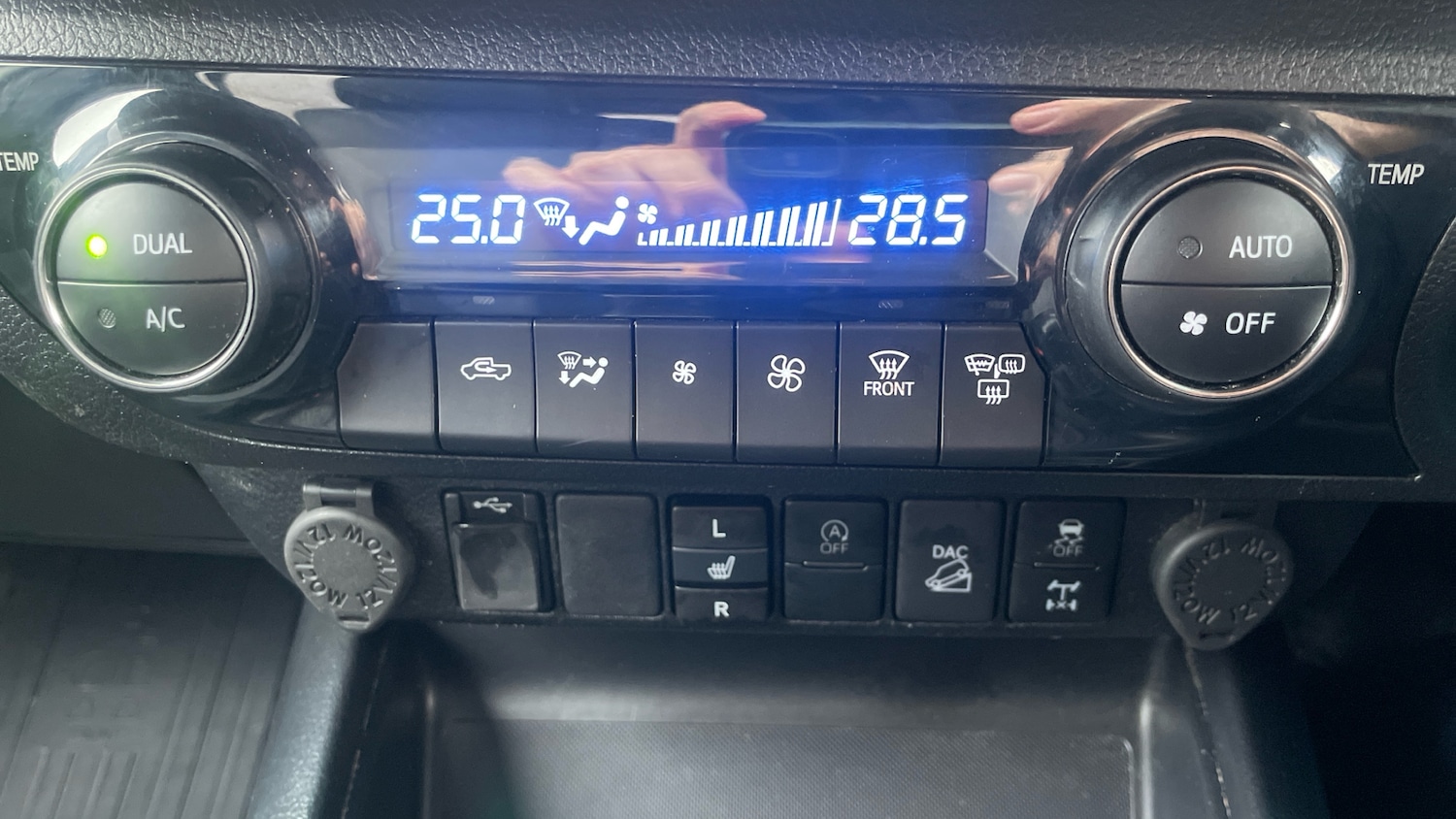 Used Toyota Hilux 2022 for sale - 77945306: Photo 13