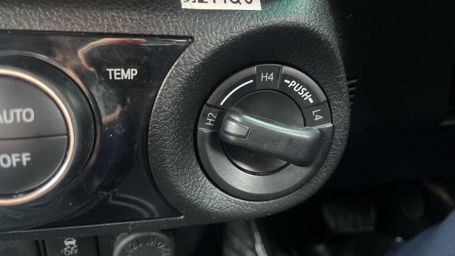 Used Toyota Hilux 2022 for sale - 77945306: Photo 35