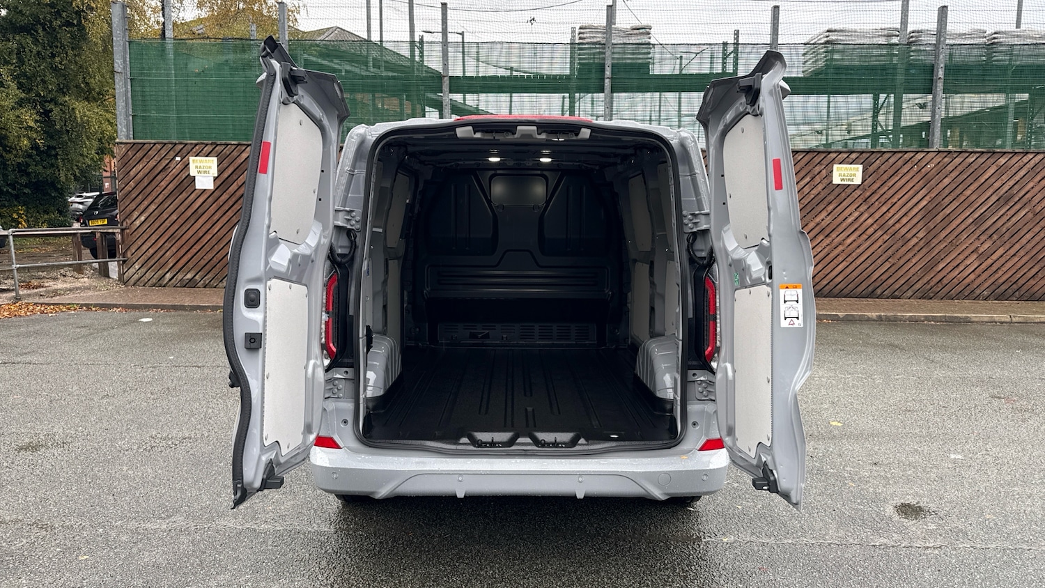 Used Ford Transit Custom 2025 for sale - 76497190: Photo 21