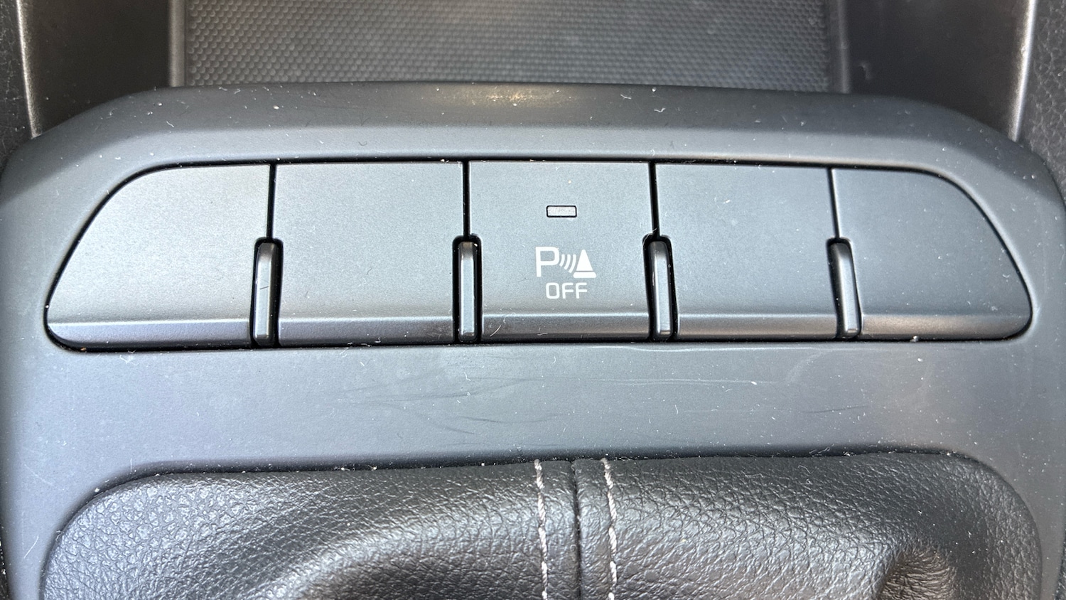 Used Kia Stonic 2022 for sale - 76766841: Photo 29