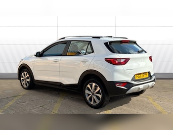 Used Kia Stonic 2022 for sale - 76766841: Photo