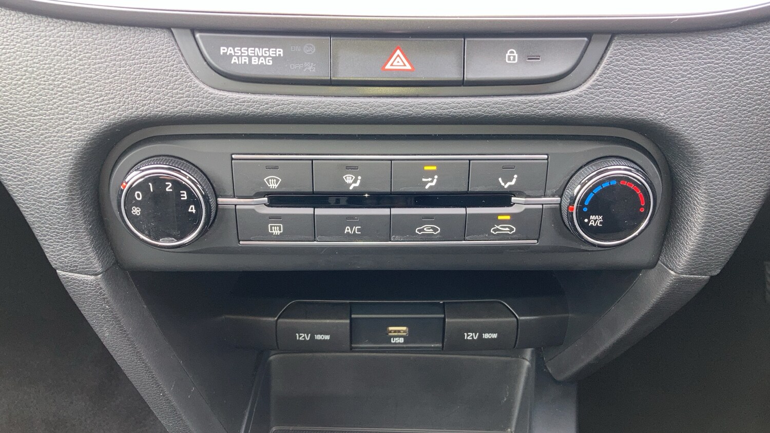 Used Kia XCeed 2020 for sale - 76120125: Photo 21