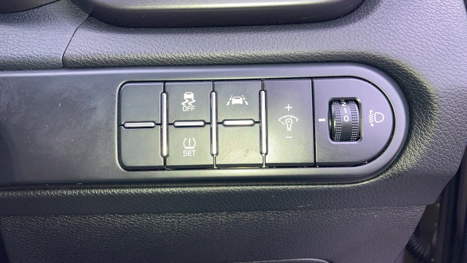 Used Kia XCeed 2020 for sale - 76120125: Photo 26