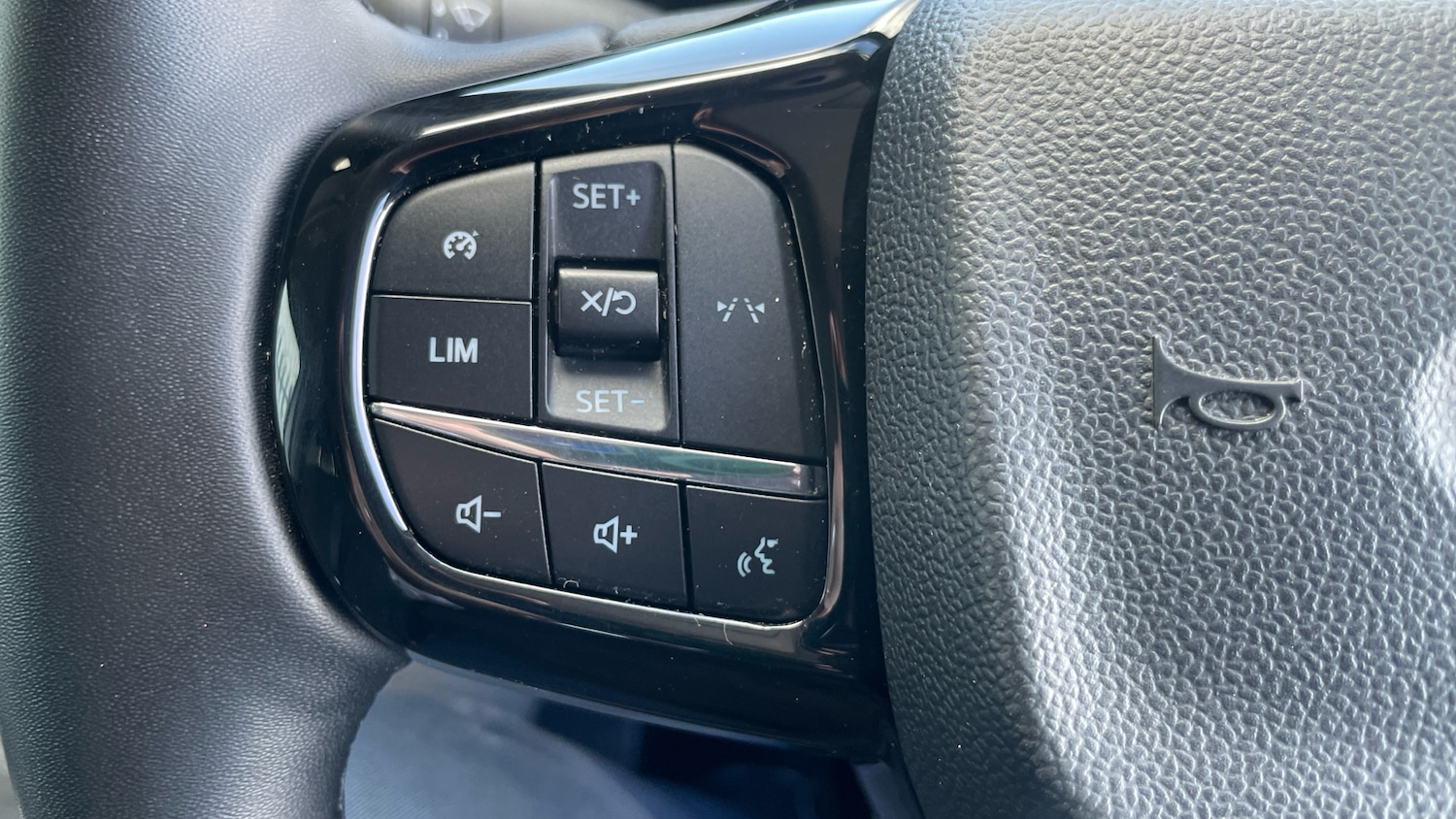 Used Ford Transit Custom 2024 for sale - 76045928: Photo 24