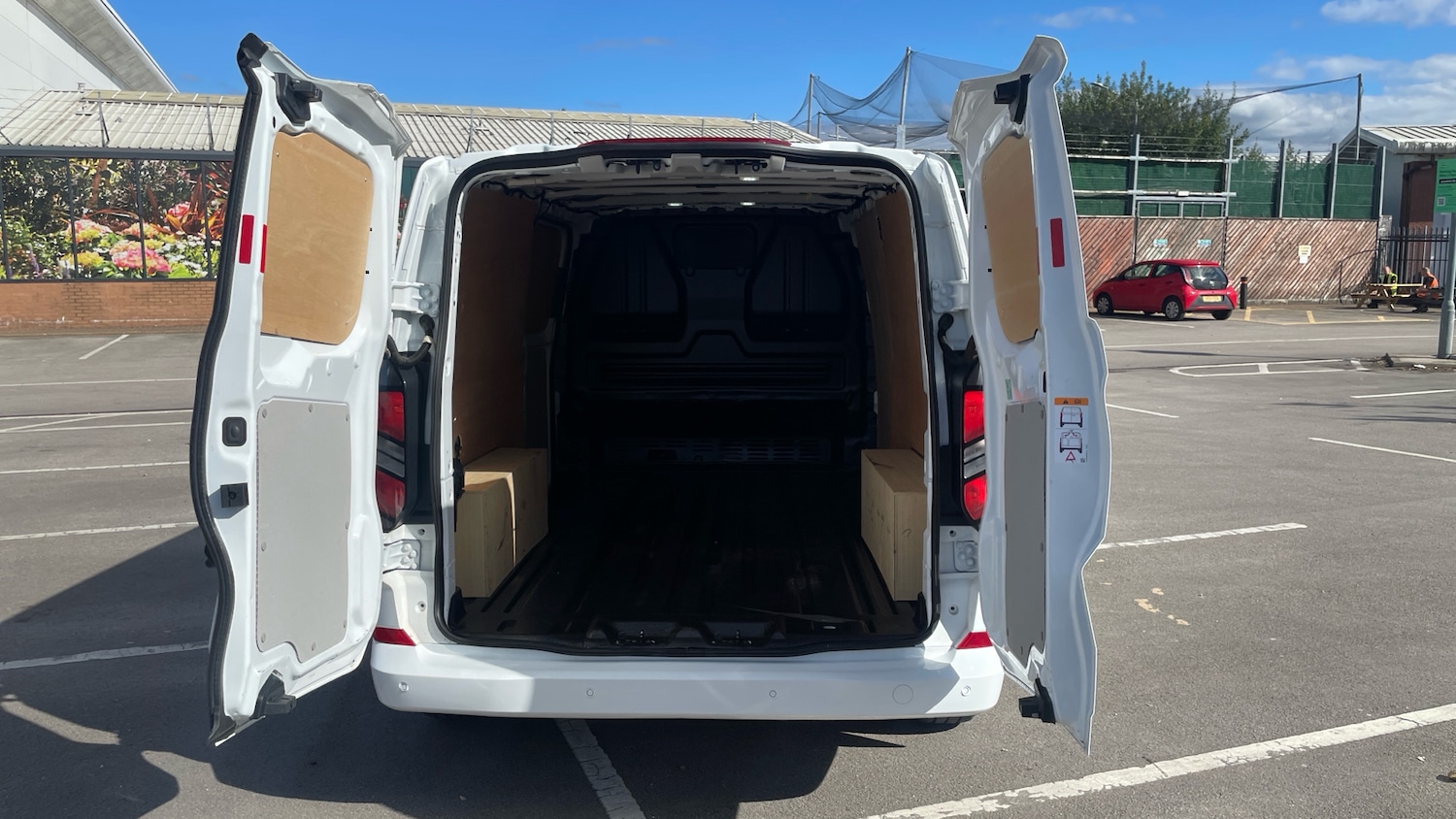 Used Ford Transit Custom 2024 for sale - 76045928: Photo 3