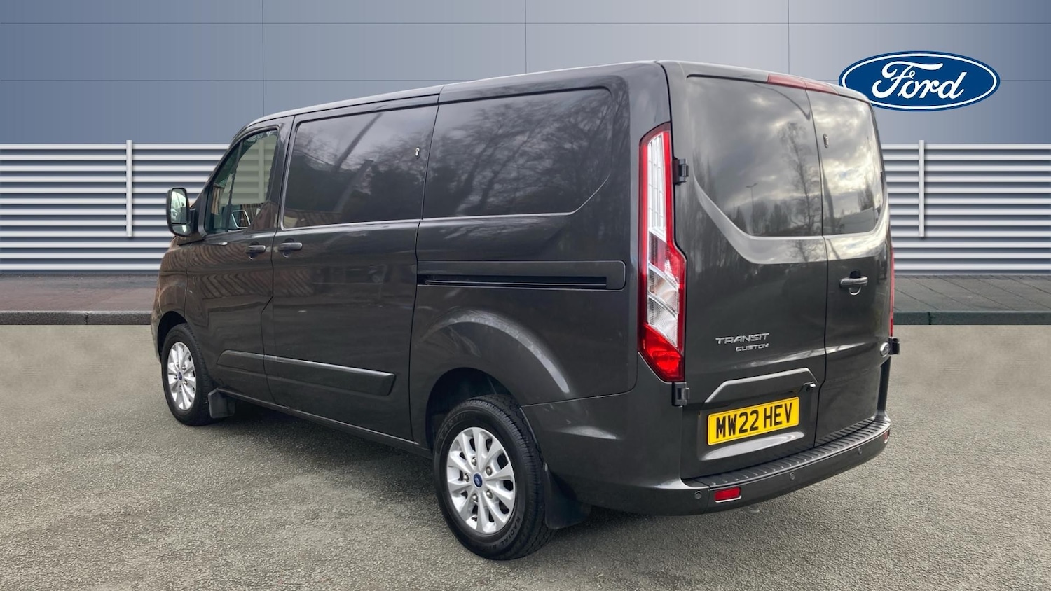 Used Ford Transit Custom 2022 for sale - 77945307: Photo 2