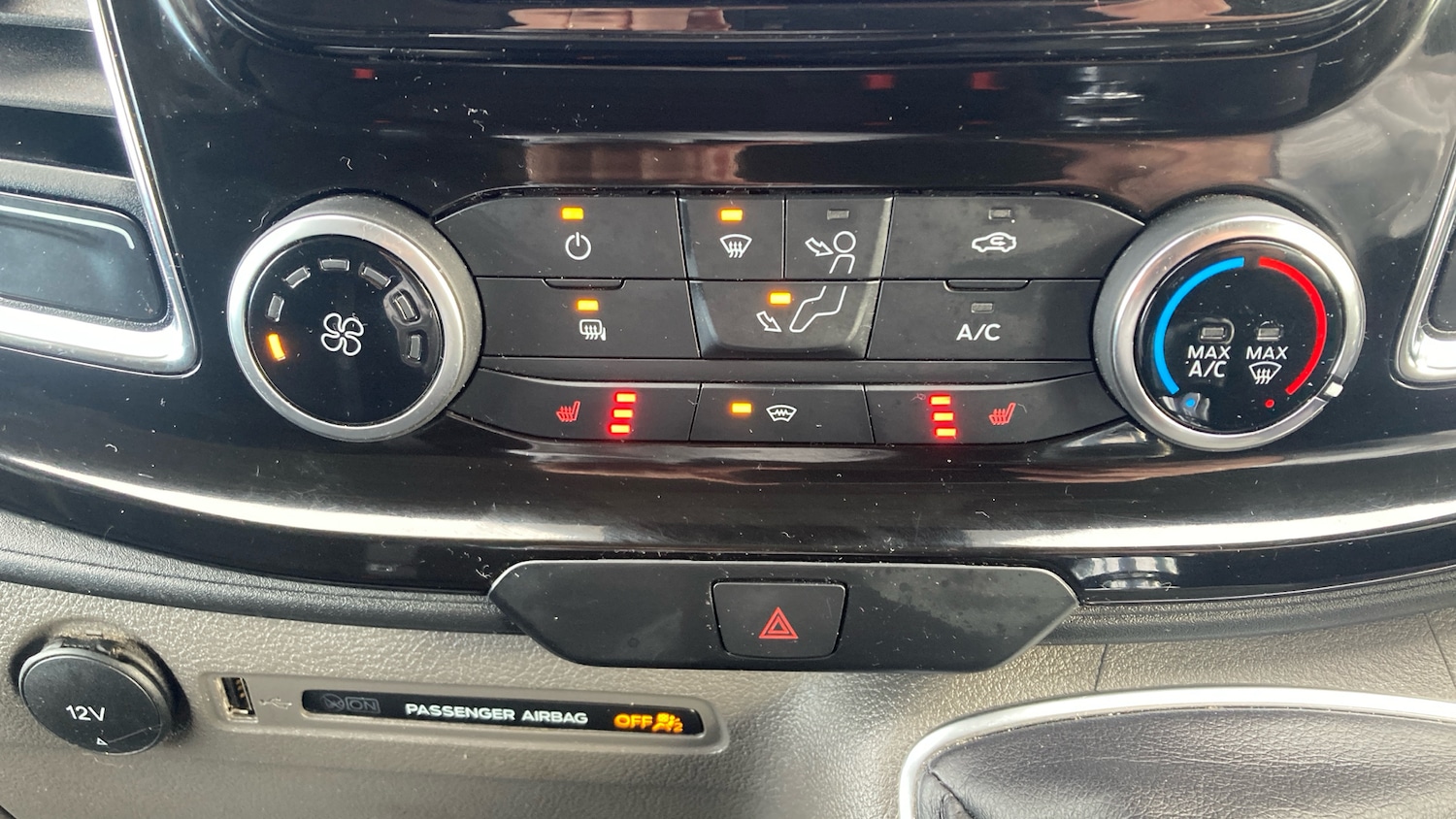 Used Ford Transit Custom 2022 for sale - 77945307: Photo 30