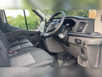 Used Ford Transit 2025 for sale - 76219611: Photo 4