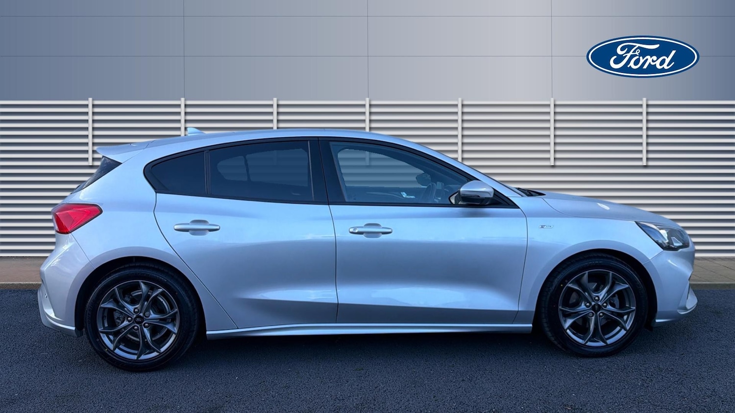 Used Ford Focus 2021 for sale - 77745325: Photo 4