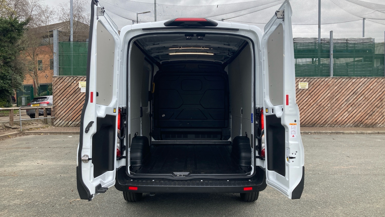 Used Ford Transit 2025 for sale - 78106148: Photo 3