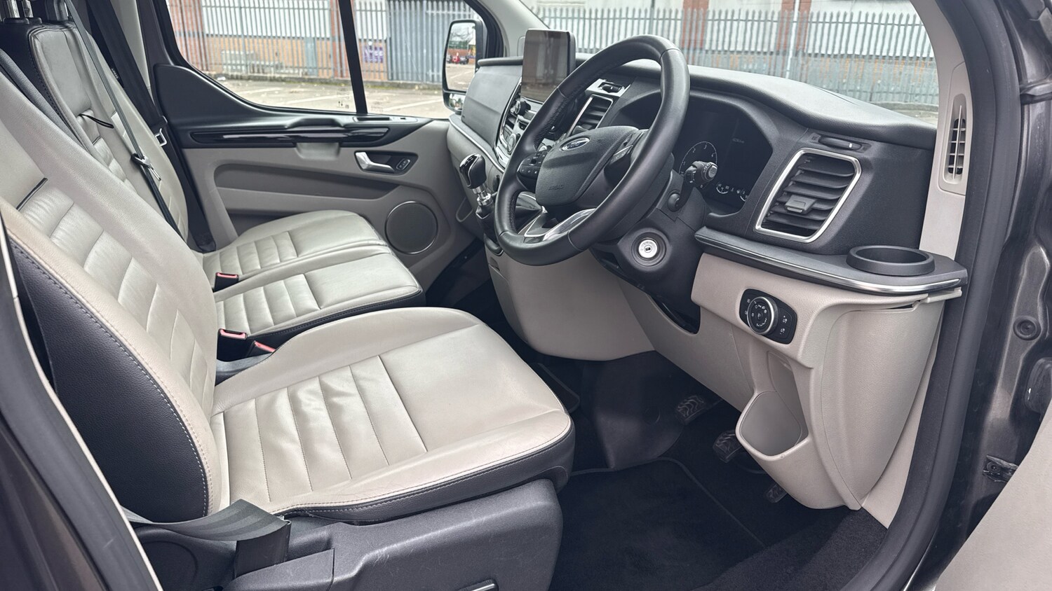 Used Ford Tourneo Custom 2022 for sale - 76242766: Photo 4