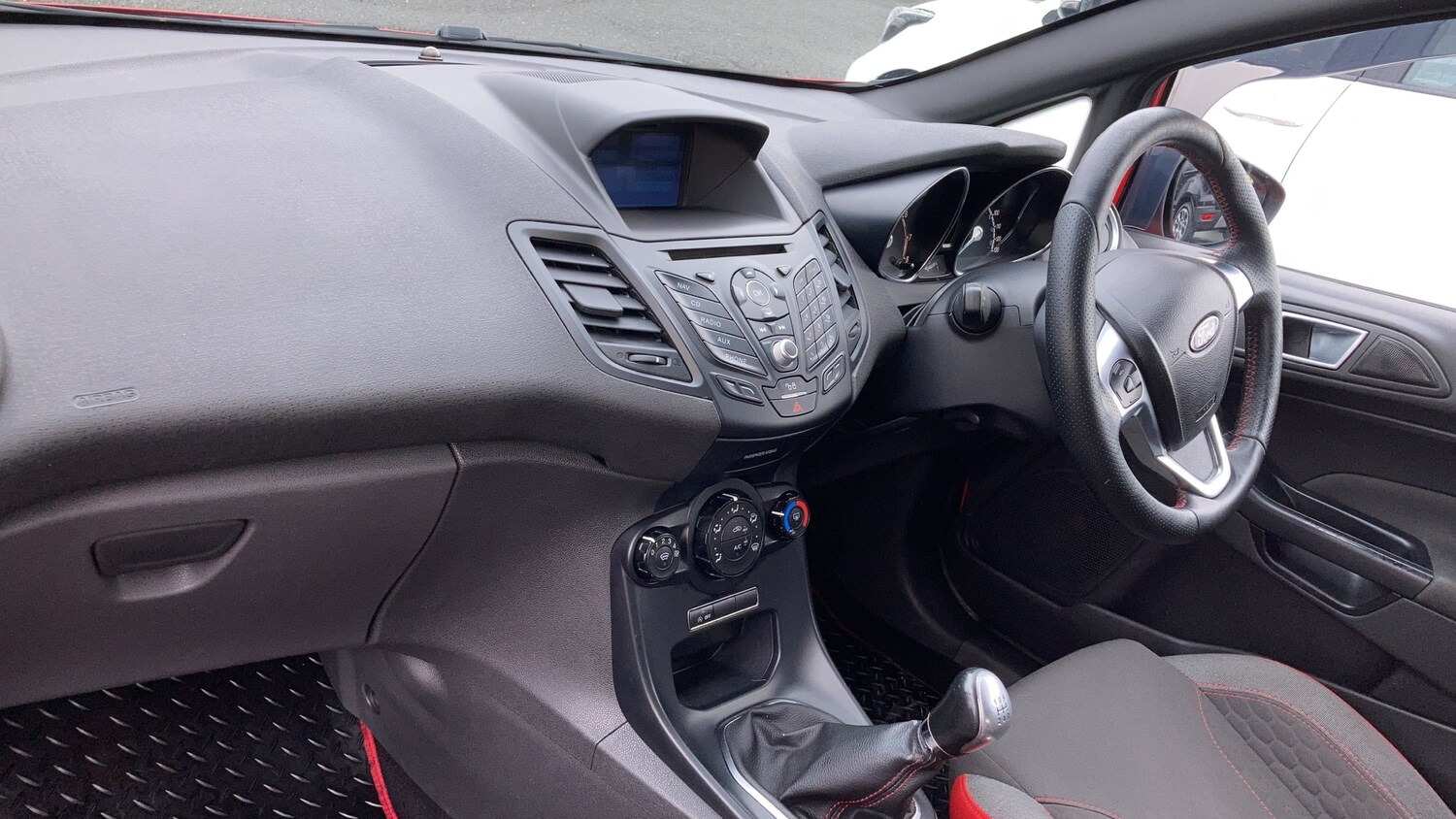 Used Ford Fiesta 2017 for sale - 77530159: Photo 14