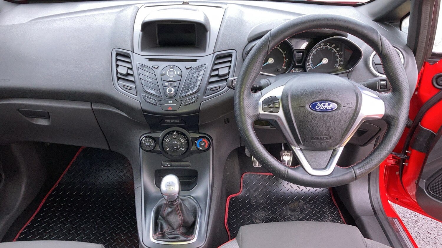 Used Ford Fiesta 2017 for sale - 77530159: Photo 16