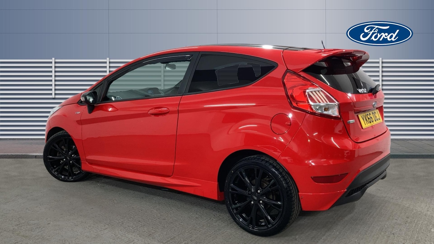 Used Ford Fiesta 2017 for sale - 77530159: Photo 2