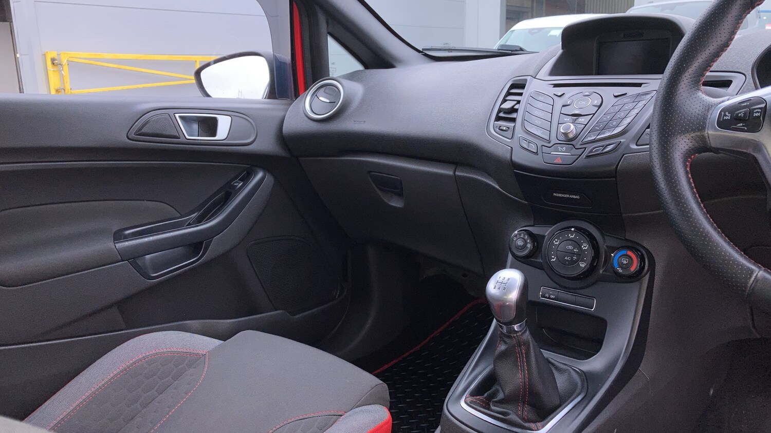 Used Ford Fiesta 2017 for sale - 77530159: Photo 23