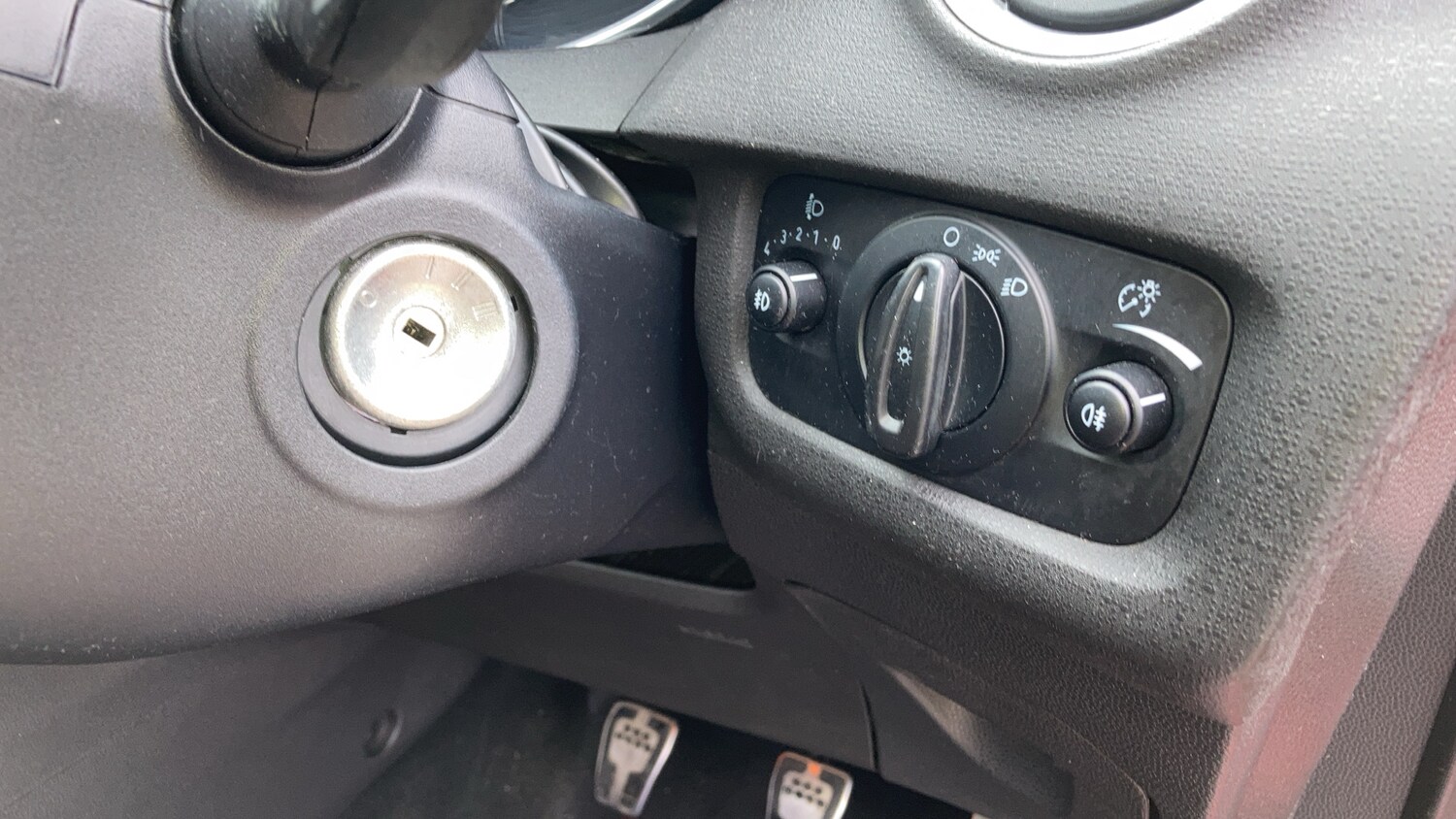 Used Ford Fiesta 2017 for sale - 77530159: Photo 26