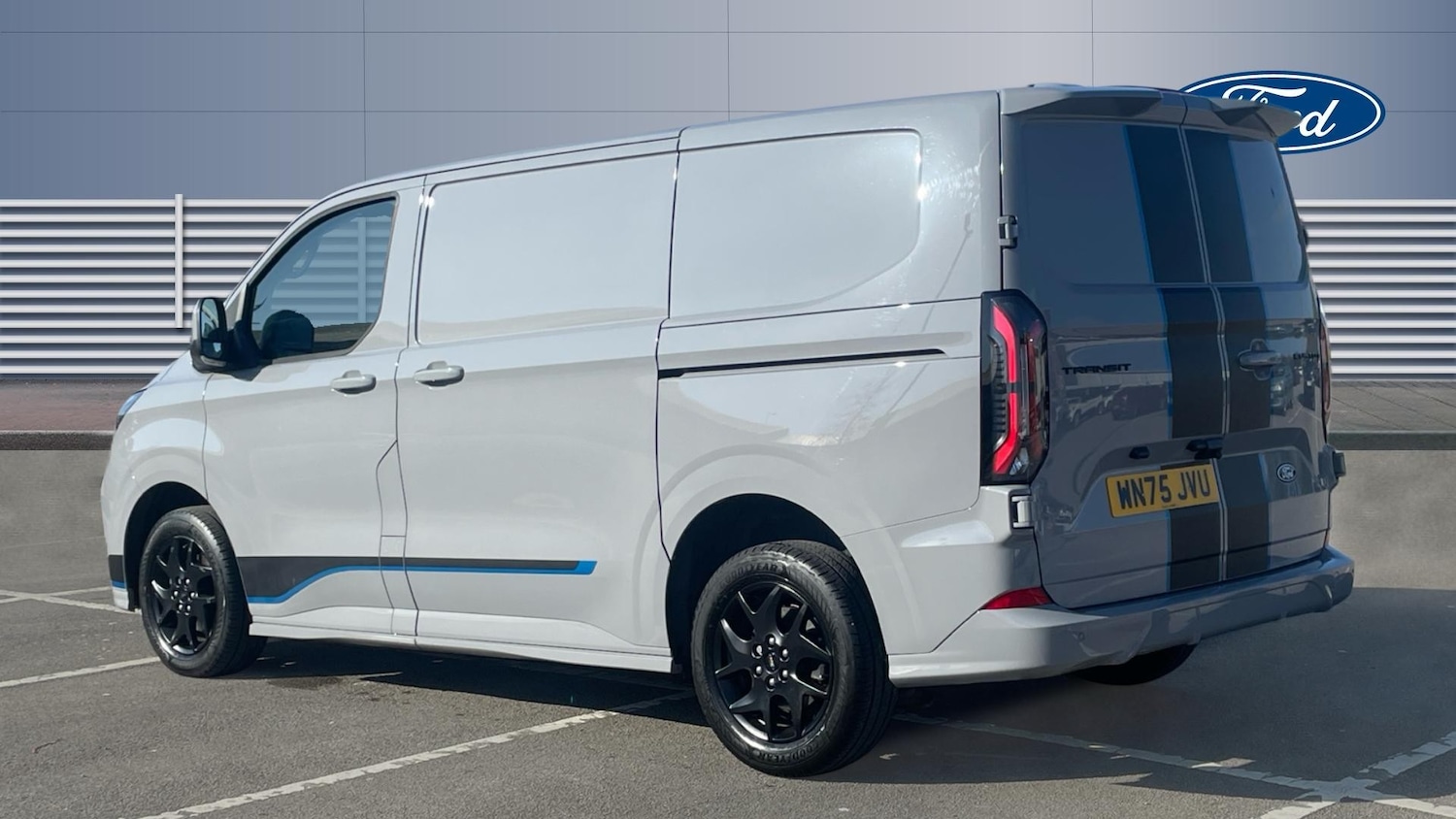 Used Ford Transit Custom 2025 for sale - 77901429: Photo 2