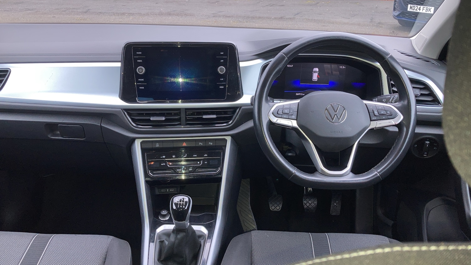 Used Volkswagen T-Roc 2023 for sale - 78105463: Photo 11