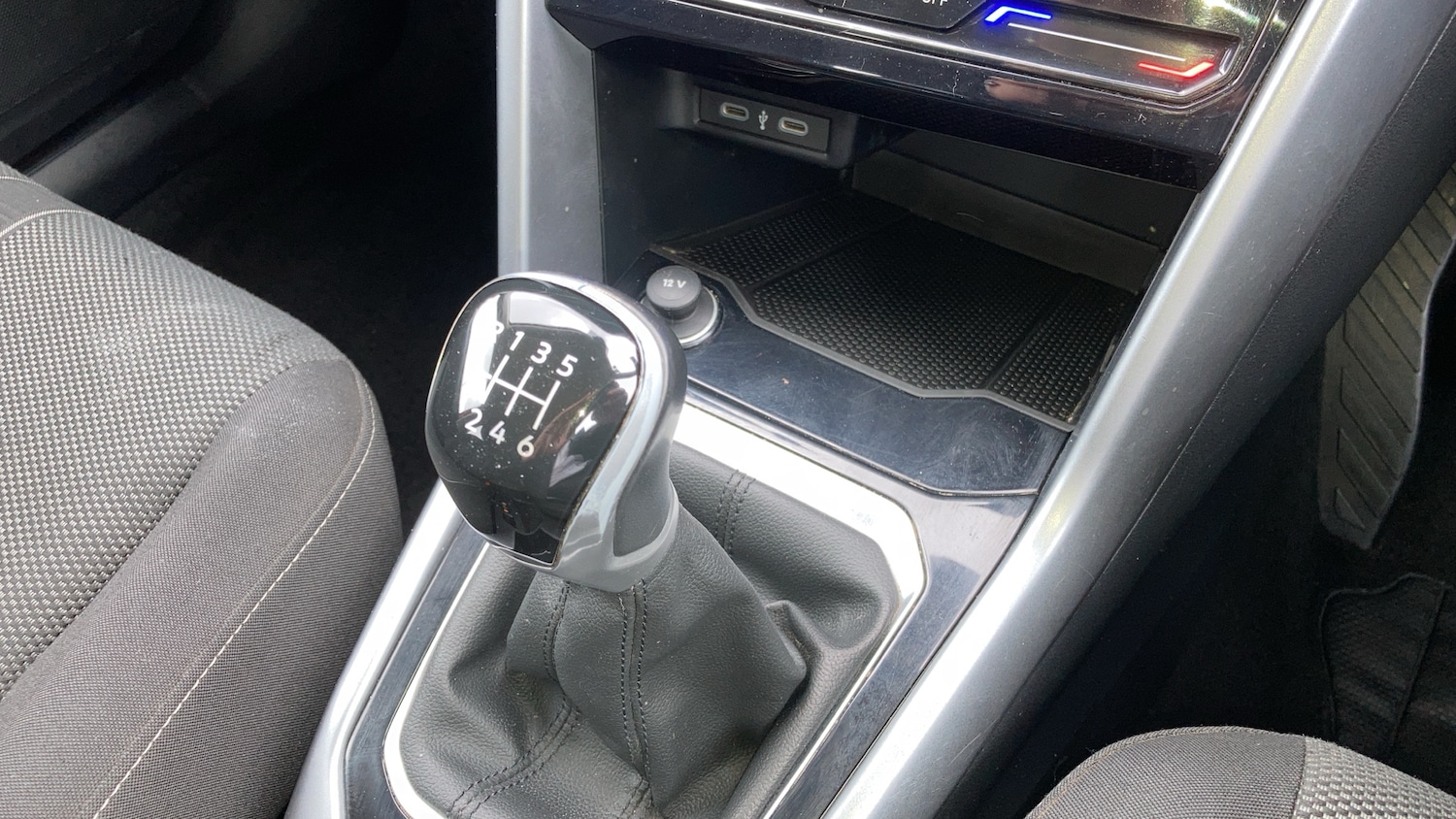 Used Volkswagen T-Roc 2023 for sale - 78105463: Photo 12