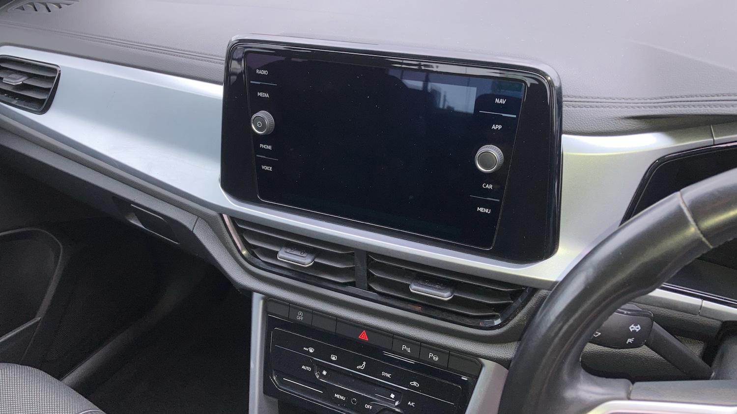 Used Volkswagen T-Roc 2023 for sale - 78105463: Photo 15