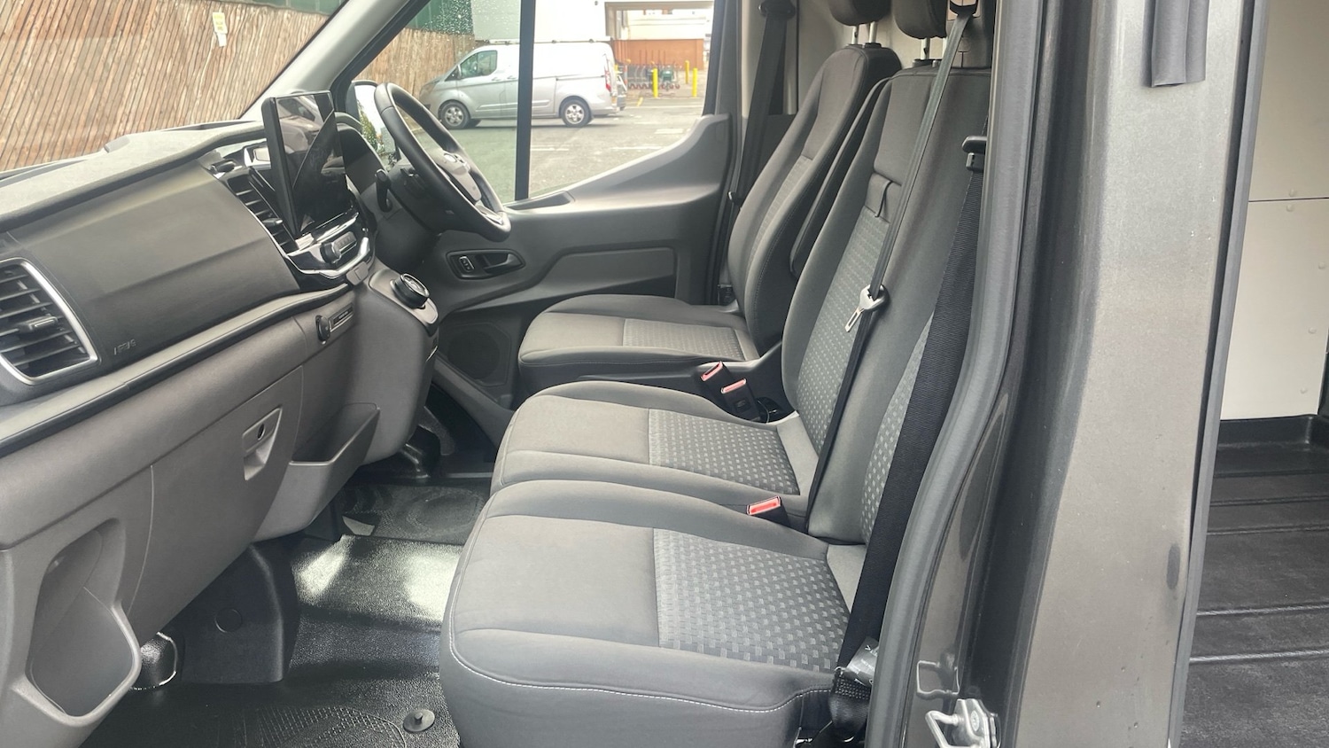 Used Ford Transit 2024 for sale - 76405159: Photo 15