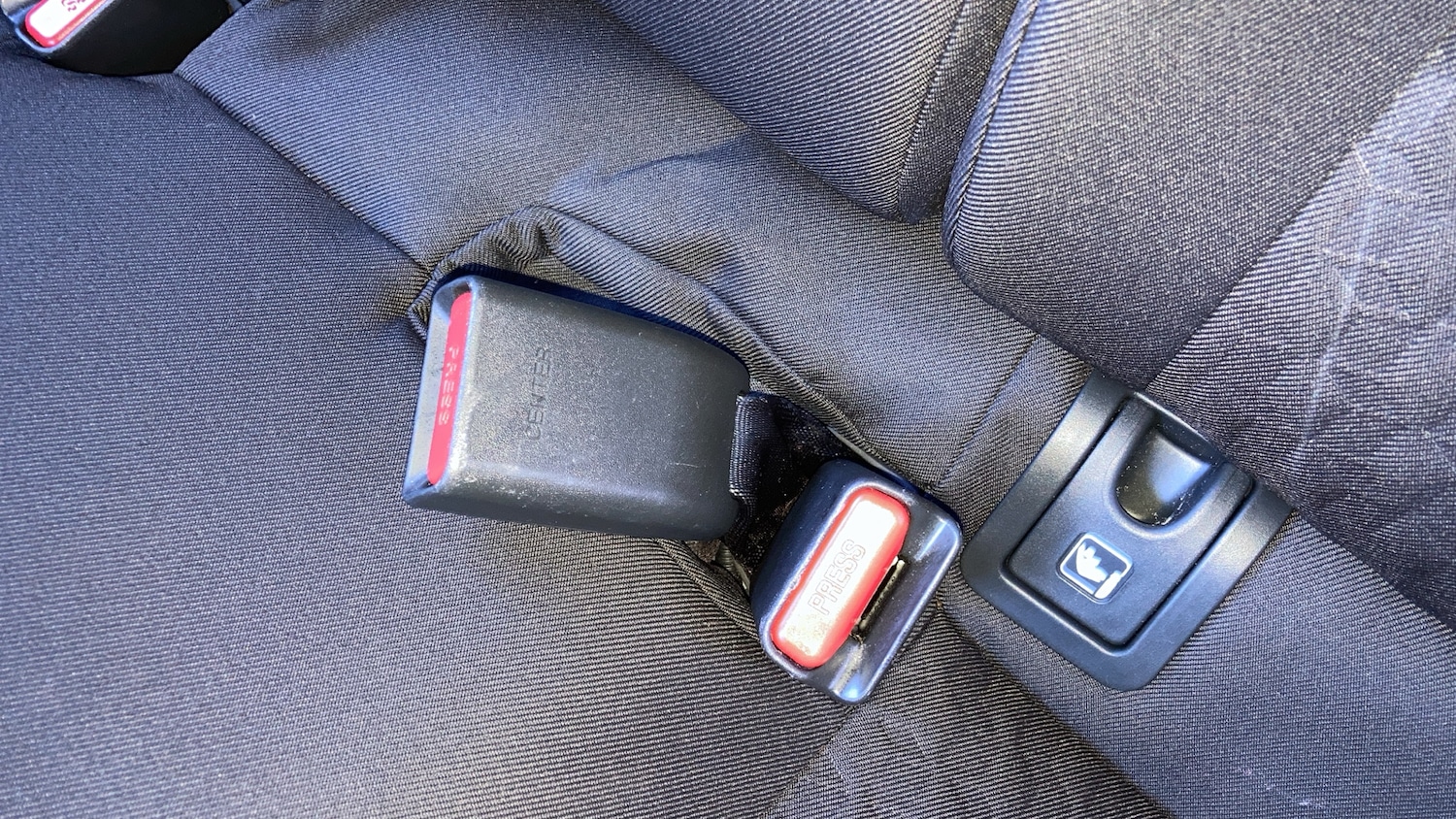 Used Toyota Yaris 2022 for sale - 76652219: Photo 18