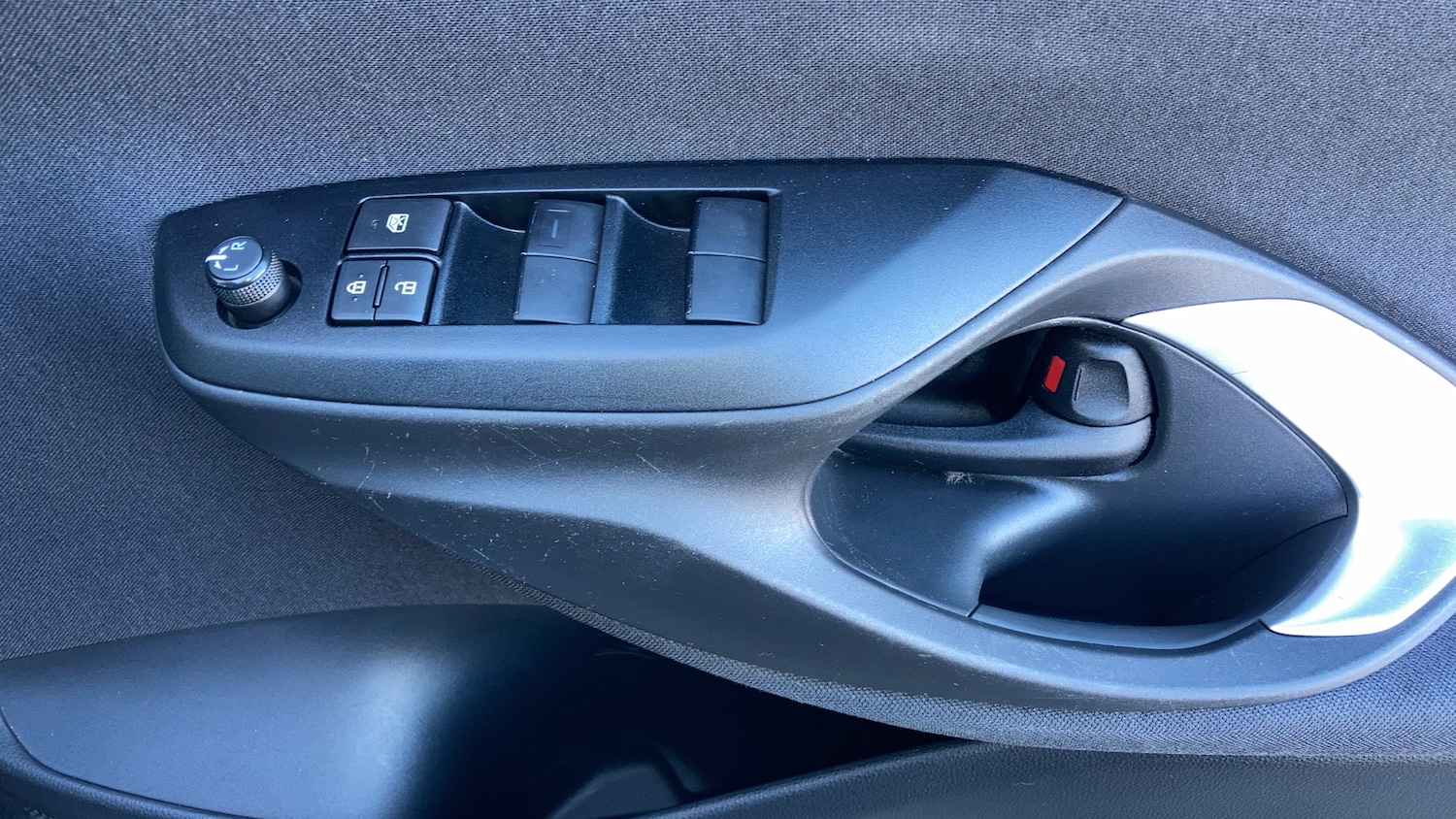 Used Toyota Yaris 2022 for sale - 76652219: Photo 32