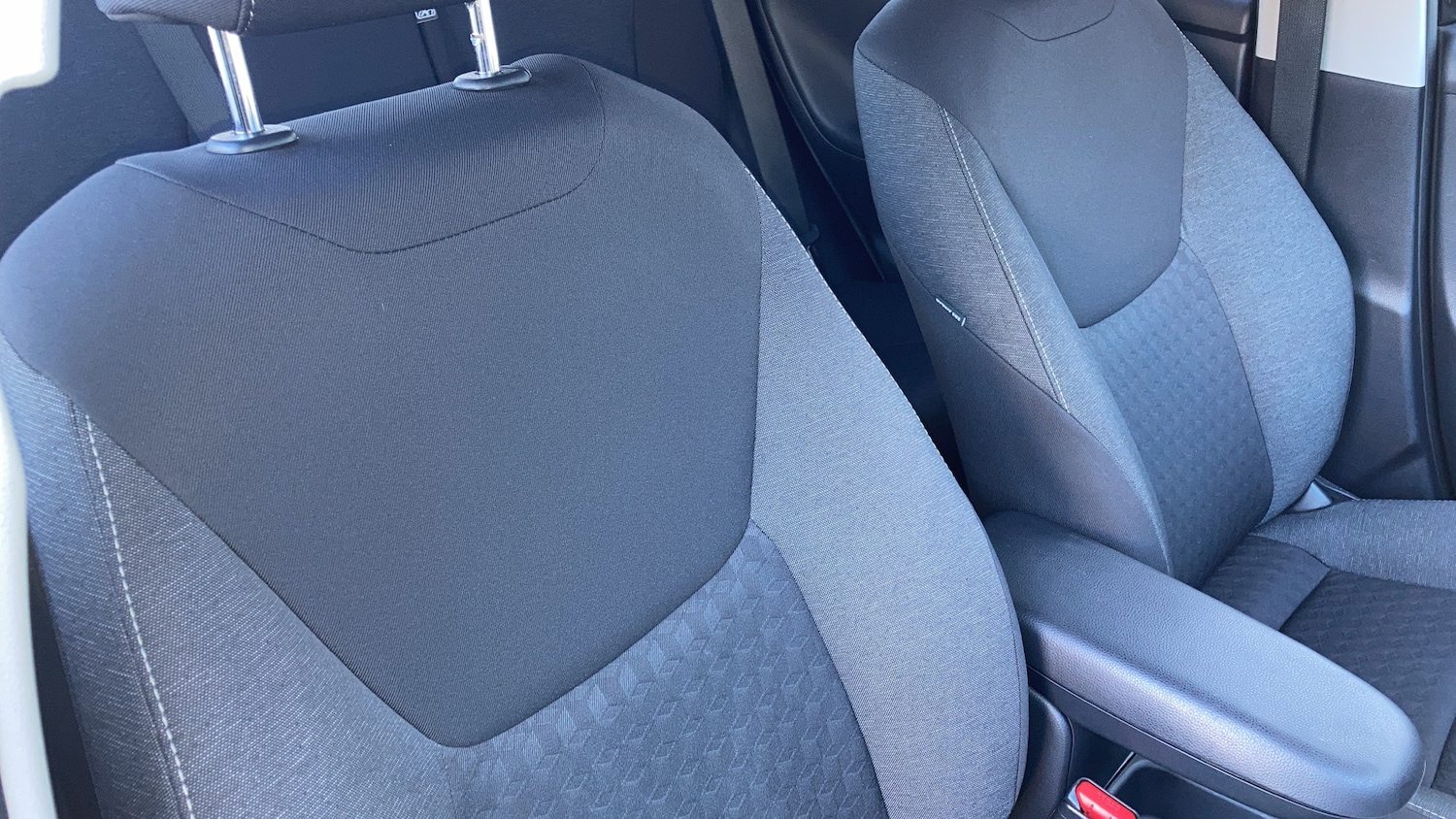 Used Toyota Yaris 2022 for sale - 76652219: Photo 33