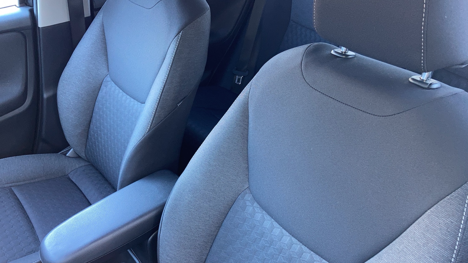 Used Toyota Yaris 2022 for sale - 76652219: Photo 35