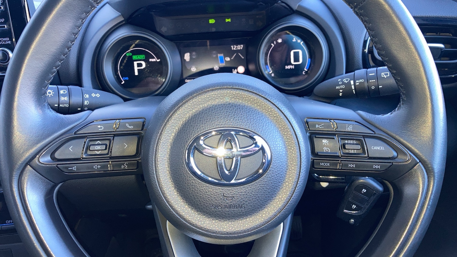 Used Toyota Yaris 2022 for sale - 76652219: Photo 40