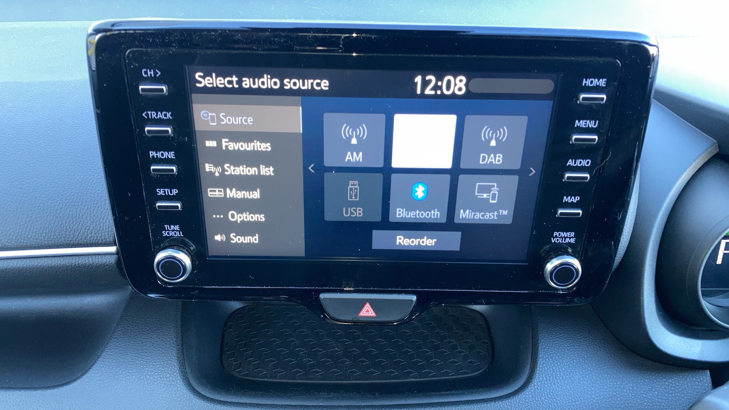 Used Toyota Yaris 2022 for sale - 76652219: Photo 44