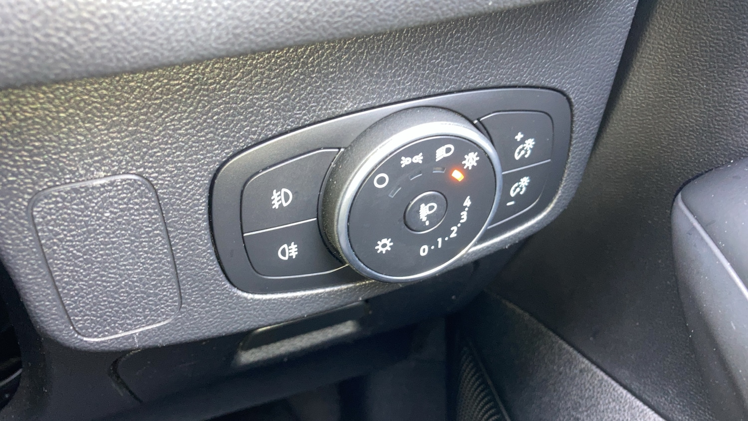 Used Ford Focus 2019 for sale - 78015129: Photo 21