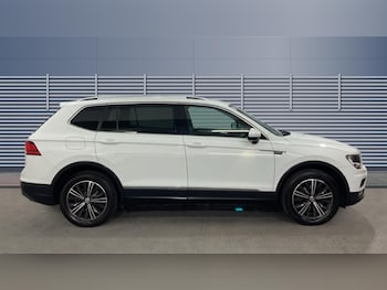 Used Volkswagen Tiguan Allspace 2018 for sale - 75266253: Photo