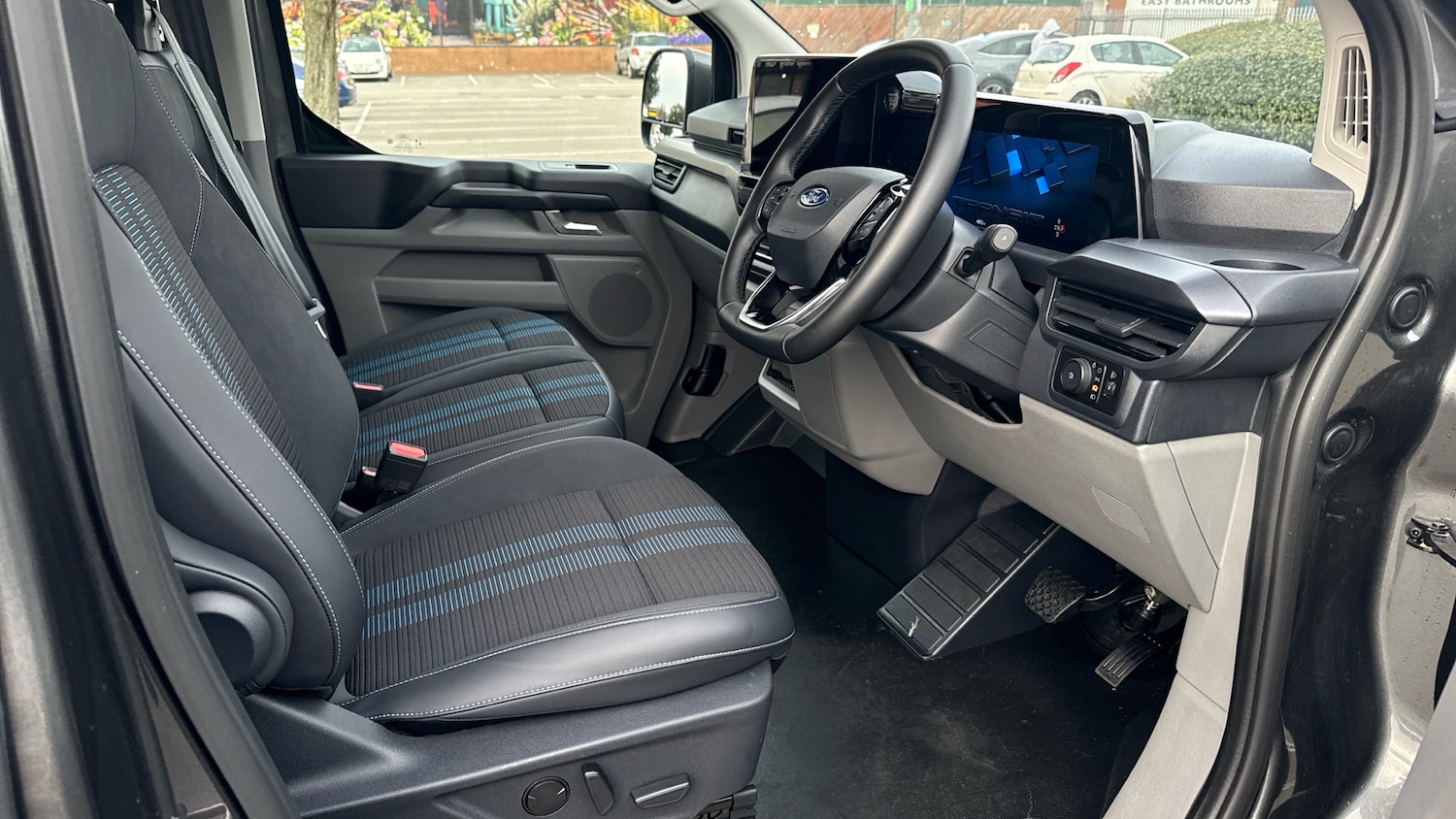 Used Ford Transit Custom 2025 for sale - 77998232: Photo 4